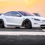 joe rogan tesla model s plaid up