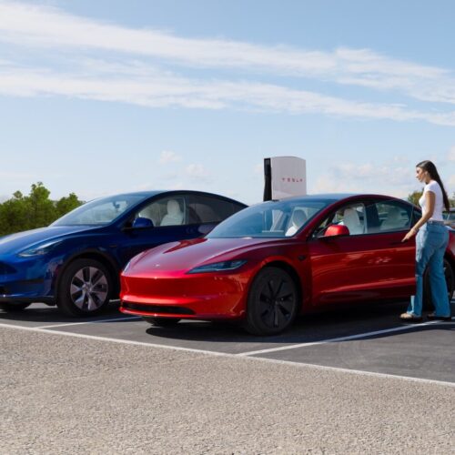 tesla v4 supercharger 2025 1400x933