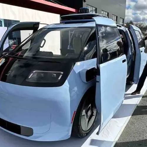 zeekr ev waymo concept front side