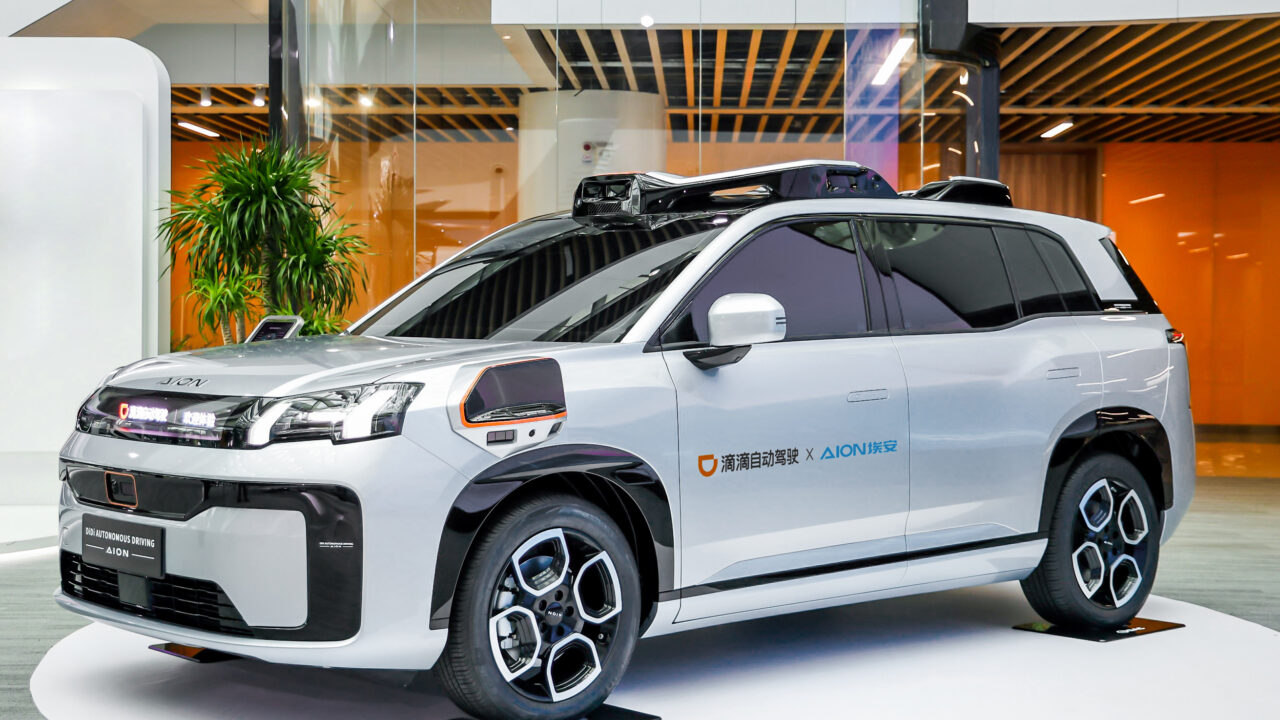 Robotaxi 2025 04 21 103016 868 3