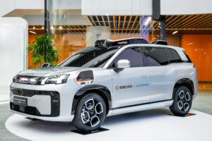 Robotaxi 2025 04 21 103016 868 3