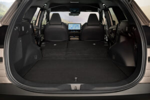 2025 bz4xtouring int 17 14