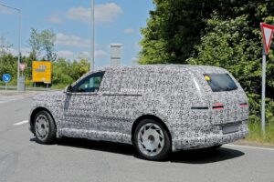 2026 genesis gv90 three row luxury electric suv caught lapping the nurburgring in anger 21 23