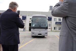 man lion s coach e prototype 3