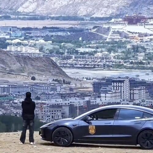 model 3 fsd china everest trip 2048x1141 1 5