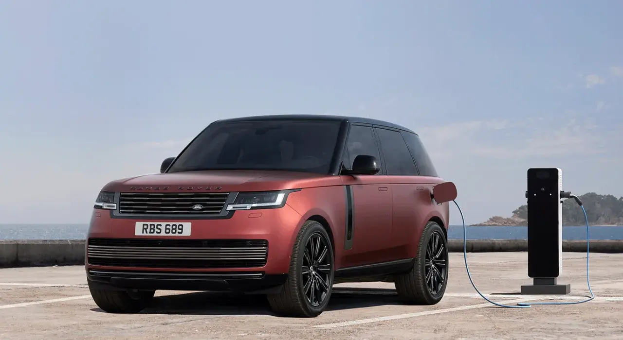 range rover sv phev 2022 02 1400x700.png 21