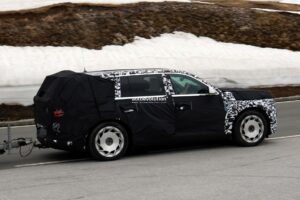2026 genesis gv90 rocks triangular illuminated grille in new spy photos 7 7