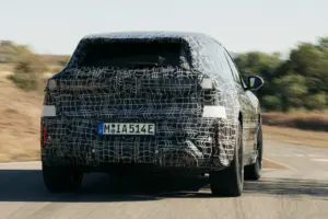 BMW iX3 prototype 2025 5