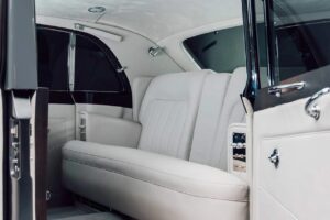 Rolls Royce Phantom by Lunaz 15 1 7