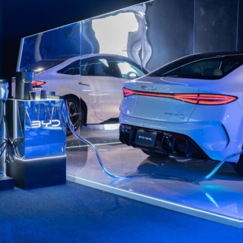 byd tests solid state battery that can add 900 miles of range in 12 minutes of charging 7 3
