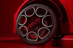peugeot e208 gti 57 1 6