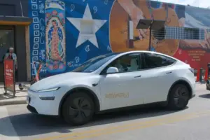 robotaxi austin 3