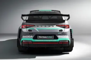 skoda enyaq rs race 2025 4 1400x933.jpg 4