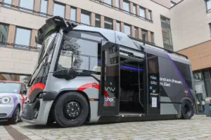 vhh ahoi e shuttle eversum hamburg 2024.jpg 2