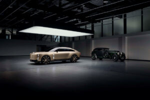 1 EXP 15 and 1930 Speed Six 22