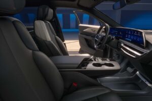 2024 cadillac lyriq interior 6