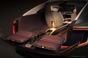 37 EXP 15 Interior 37