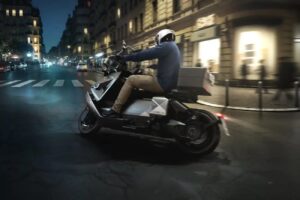 imgi 131 bmw ce 04 scooter 6 3