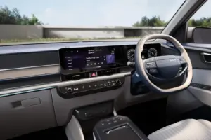 imgi 13 india kia carens clavis bev 12 1400x933.jpg 11