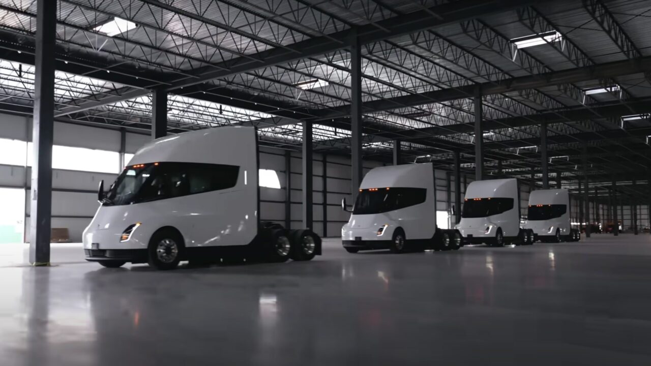 imgi 30 tesla semi factory 1a scaled 1 1