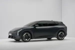 imgi 5 kia ev4 hachback uk 2025 07 1400x933.jpeg 5