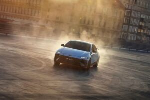 imgi 96 Hyundais new EV sports car 3 4