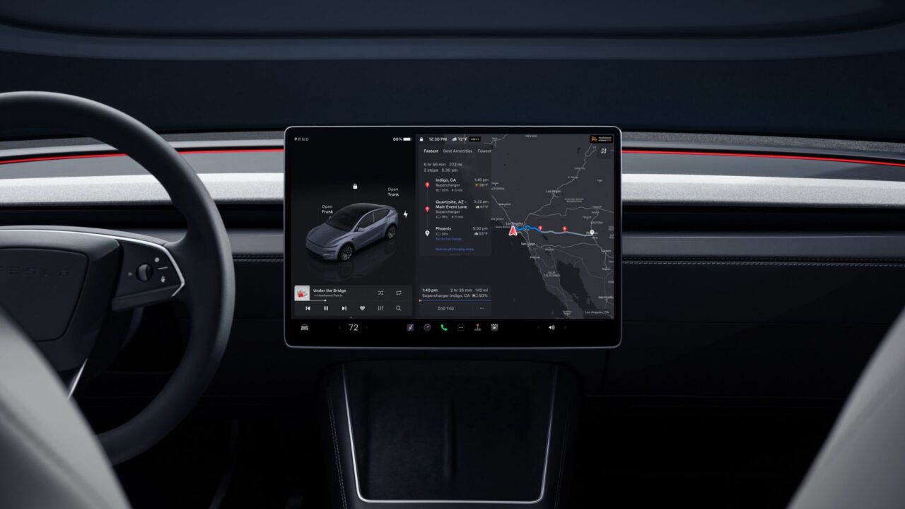 new tesla model y interior 2048x1152 1 5