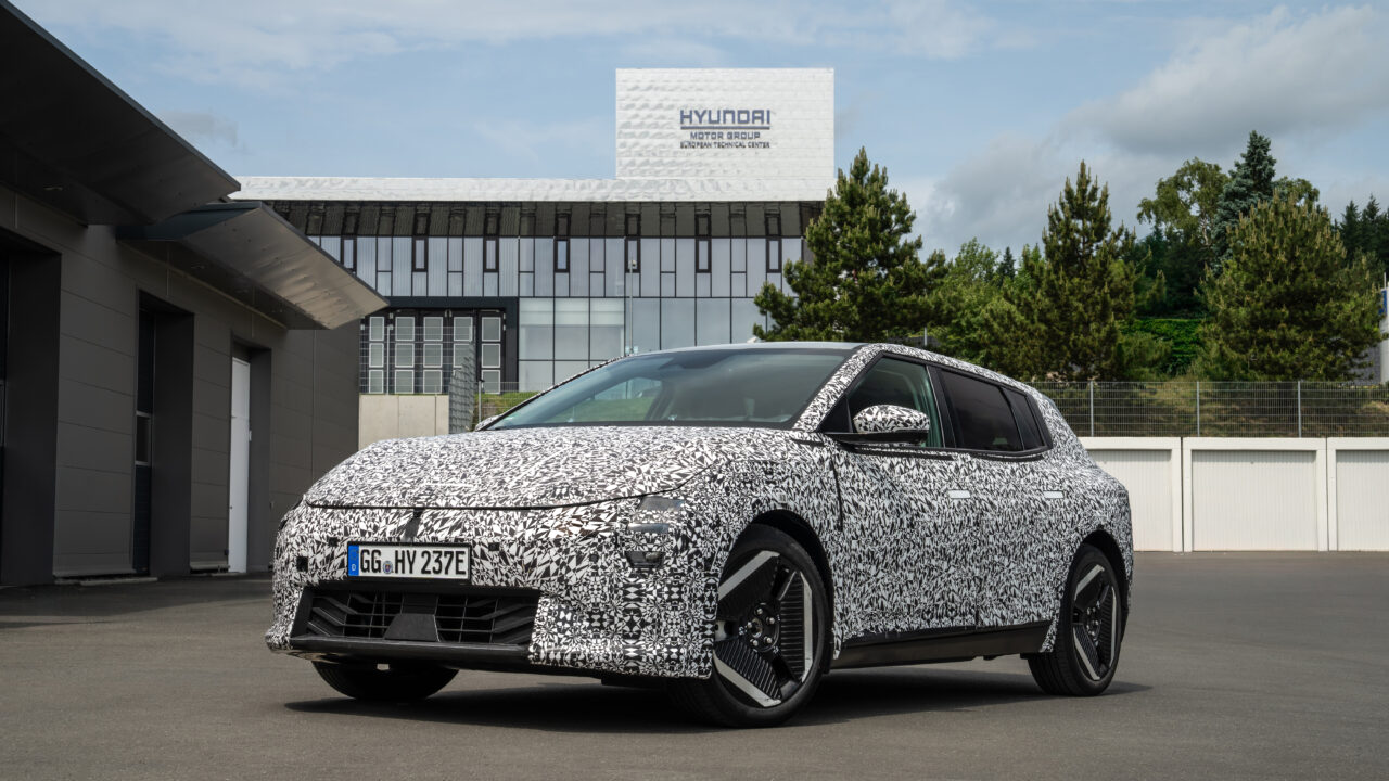 Original 28059 kia ev4 undergoes testing in europe18 20