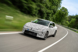 Original 28078 kia ev4 undergoes testing in europe 00 21