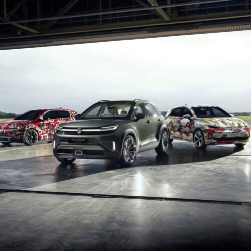 imgi 101 volkswagen reveals new electric crossover concept calls it id cross 36 42