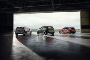 imgi 102 volkswagen reveals new electric crossover concept calls it id cross 37 34