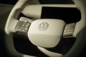imgi 104 volkswagen reveals new electric crossover concept calls it id cross 39 14