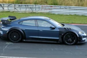 imgi 19 Porsche Taycan Turbo GT4 RS 006 t1nsrf 4