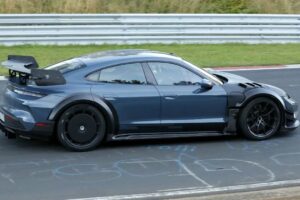 imgi 20 Porsche Taycan Turbo GT4 RS 007 irssxx 5