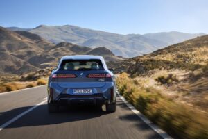 imgi 252 all new 2026 bmw ix3 electric suv debuts with futuristic design 463 hp and 500 mile range 106 6