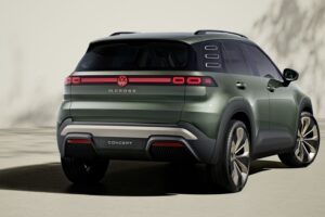 imgi 96 volkswagen reveals new electric crossover concept calls it id cross 31 19