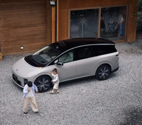 li auto i8 china 05 cropped.jpeg 3