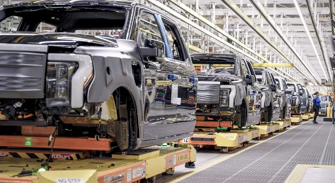Ford F 150 Lightning production 22