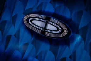 Mercedes Benz Vision Iconic 19 2048x1366 1 19