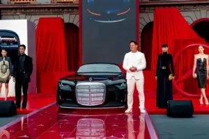 Mercedes Vision Iconic EV 3