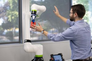 gm autonomous robotics center 8