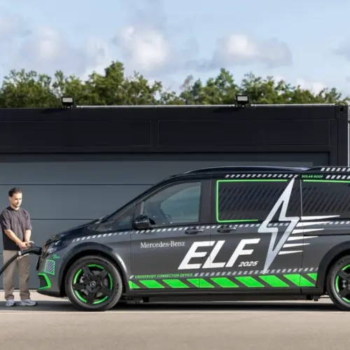 mercedes elf 1400x788.jpg 7