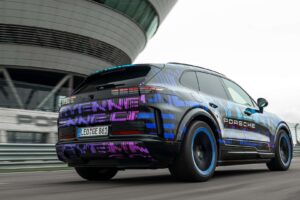 porsche cayenne electric am porsche experience center in leipzig 2 5