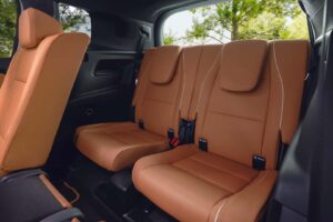 2027 mercedes glb interior 12