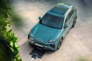 포르쉐, 첫 전기 대형 SUV ‘카이엔 일렉트릭 터보’ 공개... 최고출력 1,140마력에 제로백 2.5초 6 imgi 18 porsche cayenne electric 2026 und porsche cayenne turbo electric 2026 6