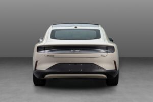 스마트 #6 EHD, 1,810km 주행 가능한 플러그인 하이브리드 공개 8 1000034272 800x549 1 8