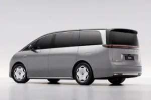 스타리아 대신 이거? 리프모터, 창립 10주년 기념식서 첫 MPV 'D99' 공개 6 1400x1050 autohomecar ChxpVmlRPnuALbDJADX6L XsB44151 6