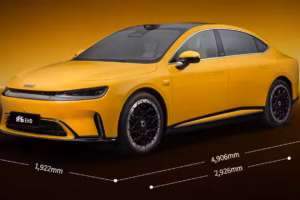 스마트 #6 EHD, 1,810km 주행 가능한 플러그인 하이브리드 공개 3 2025120813403195 3