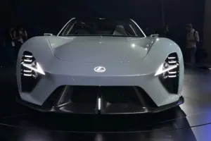 전설의 슈퍼카 렉서스 LFA, 전기차로 부활 시동… 전고체 배터리 승부수 띄우나 7 Lexus Sport concept JMS 25 SJ 2 7