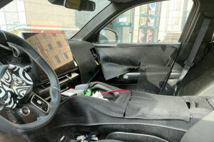 지커 8X 실내 디자인 최초 포착…2026년 1분기 출시 전망 5 Zeekr 9Ximgi 70 e5a484e79086e59bbee78987 5 2048x1443 1 5